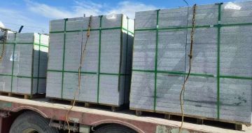 四川 芝麻白花岗岩地铺石装车日常