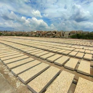 四川 黄金麻荔枝面花岗岩石材地铺石防护中