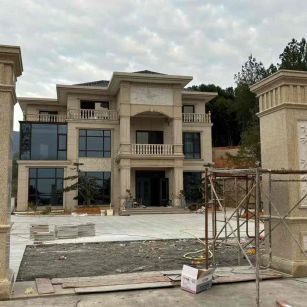 四川 黄金麻花岗岩别墅雕花外墙干挂配上门口雕花罗马柱