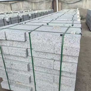 四川 白麻花岗岩路沿石，弧形路沿石，道牙石，马路牙子，界石，路缘石，平沿石，直岩石，平缘石等