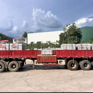 四川 芝麻灰花岗岩地铺石出货日常