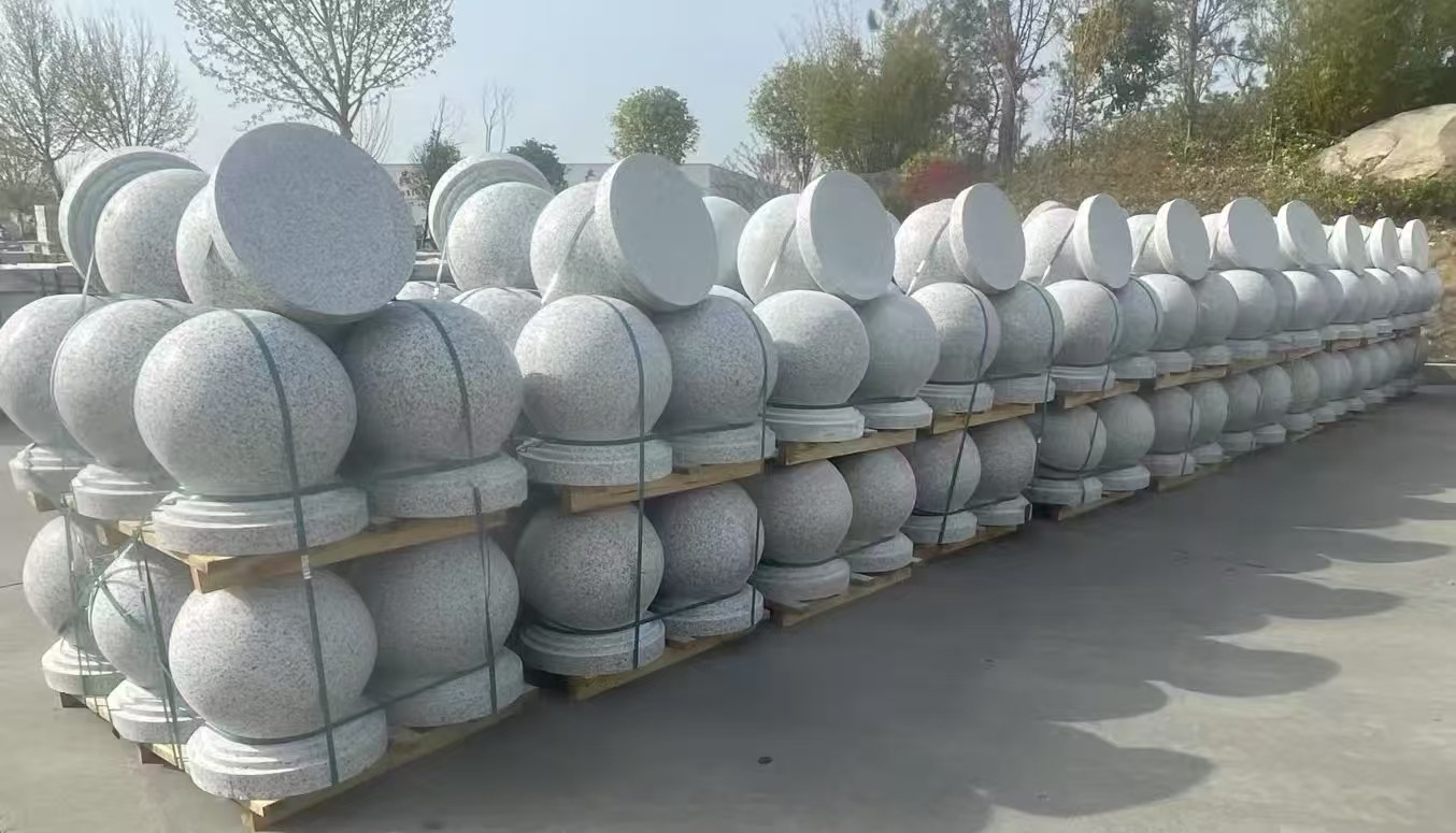 四川 白麻花岗岩石材圆球，石球，挡车球，隔离球，景观石球，风水球等