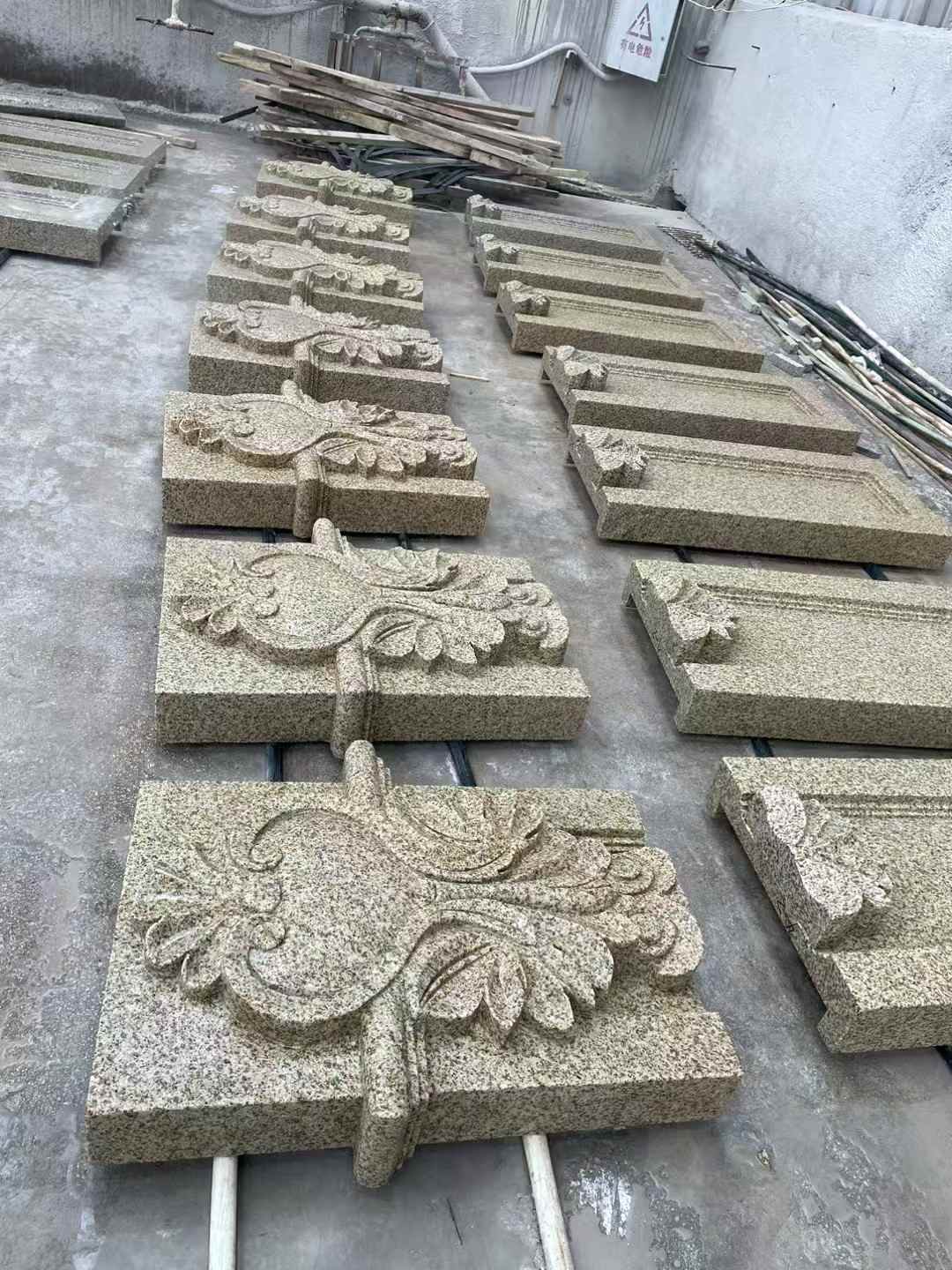 四川 黄金麻花岗岩别墅外墙雕刻板