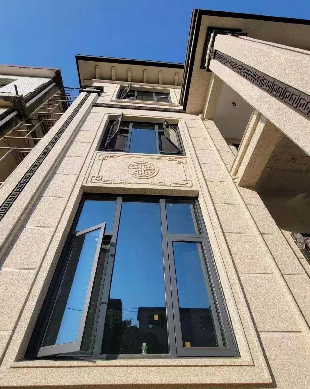 四川 黄金麻荔枝面别墅外墙干挂效果展示