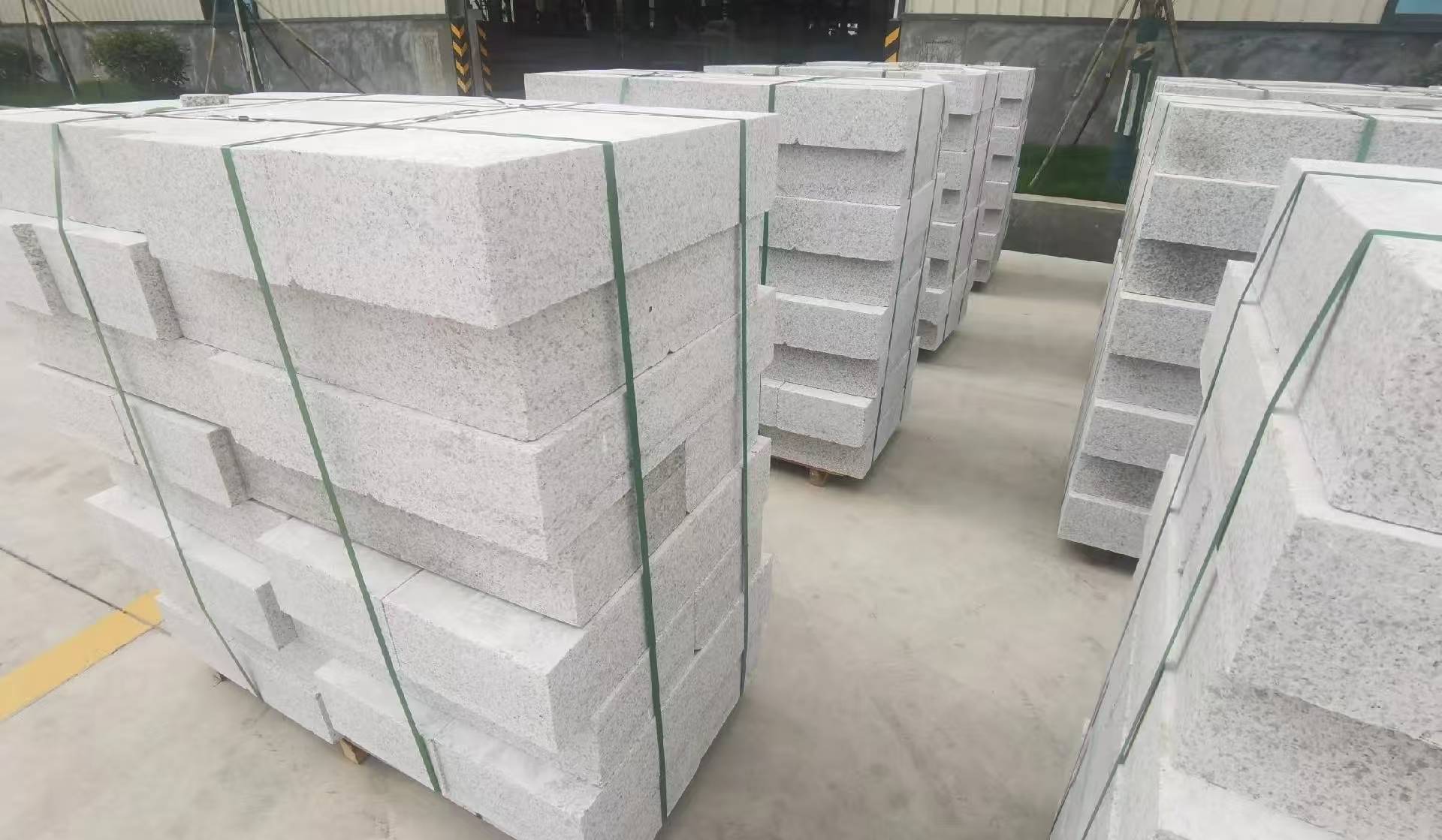 四川 白麻花岗岩路沿石，立缘石，平缘石，路牙石，道牙石，马路牙子等