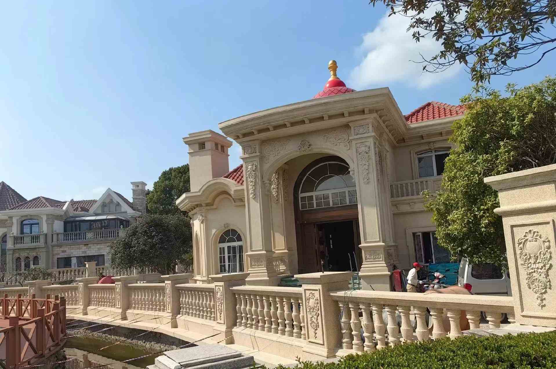 四川 黄金麻花岗岩欧式别墅