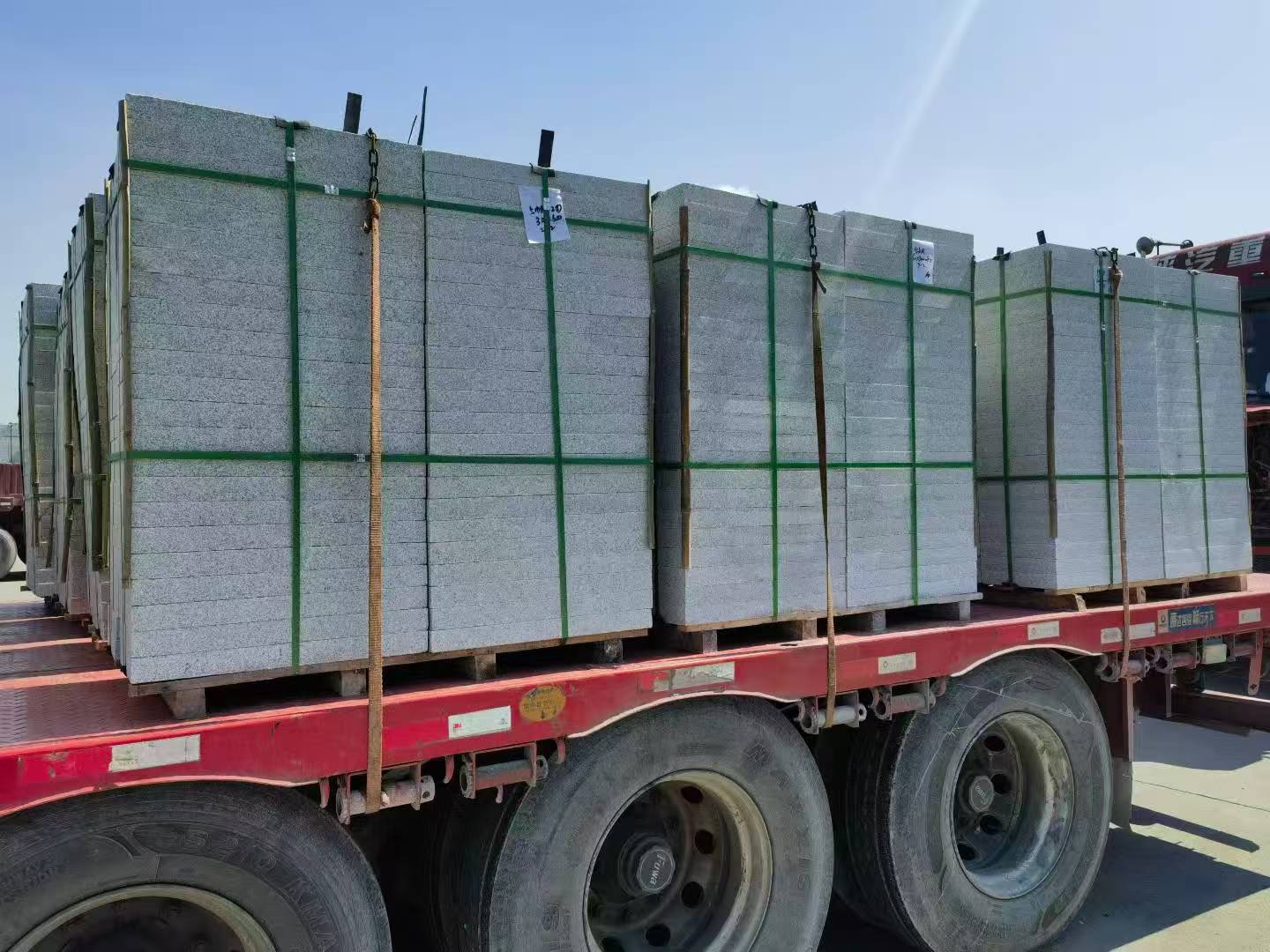 四川芝麻白花岗岩出货日常地铺石