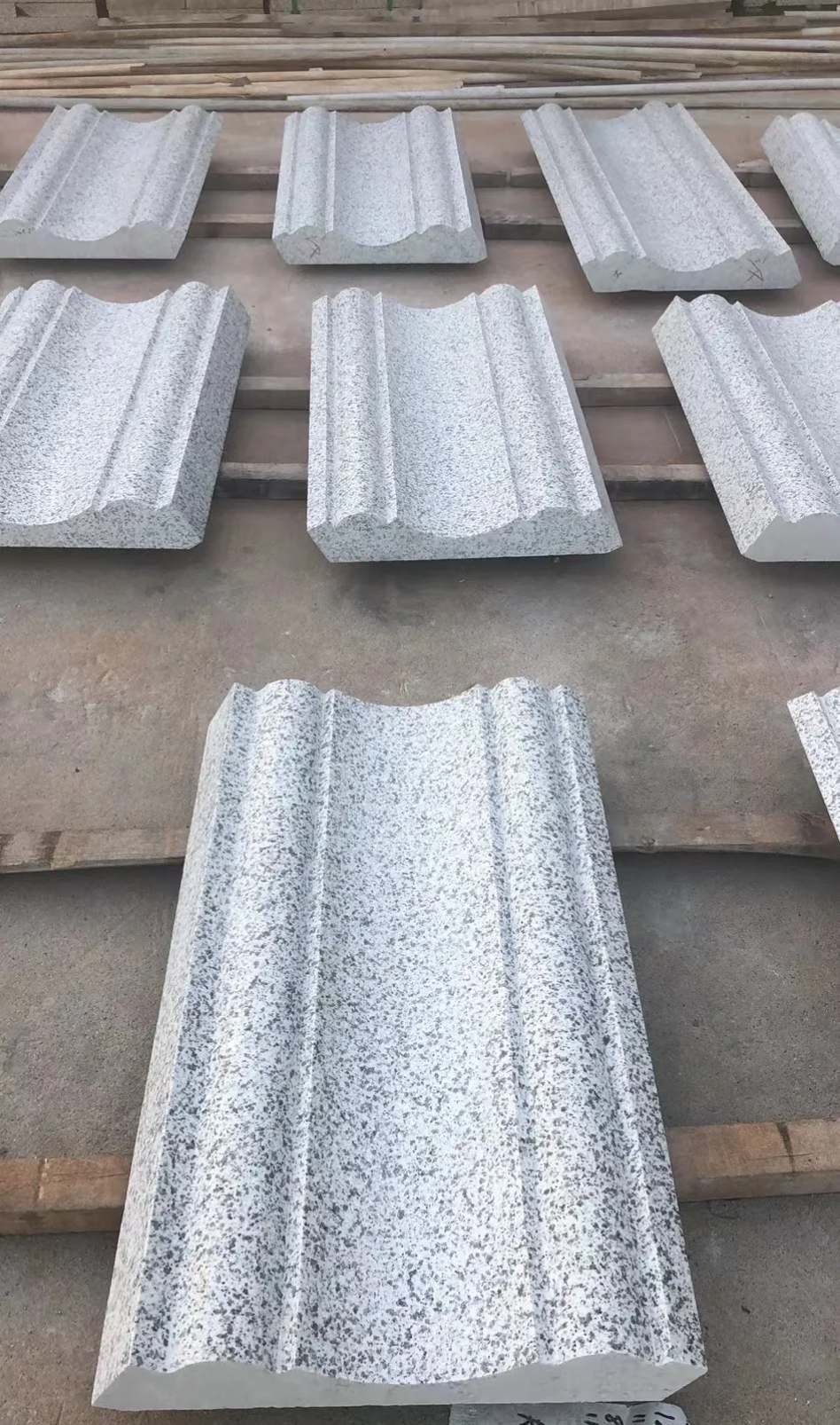 四川 白麻花岗岩光面别墅线条