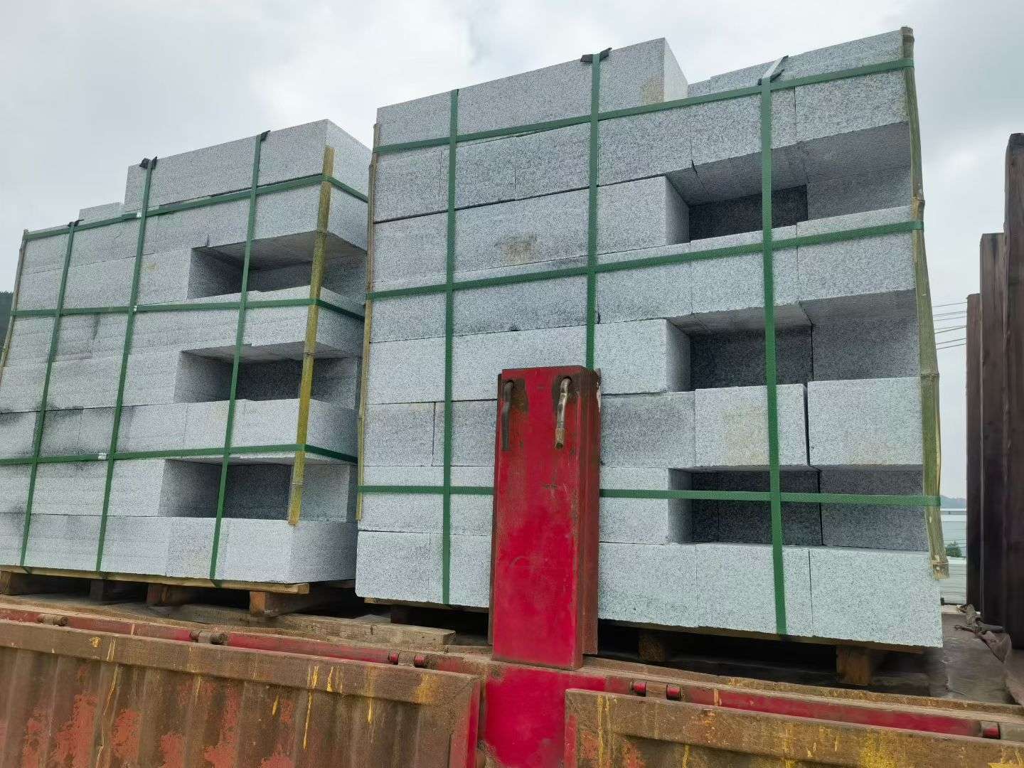 四川 芝麻白花岗岩路沿石，平石，路侧石，马路牙子，路缘石，立缘石，平缘石等