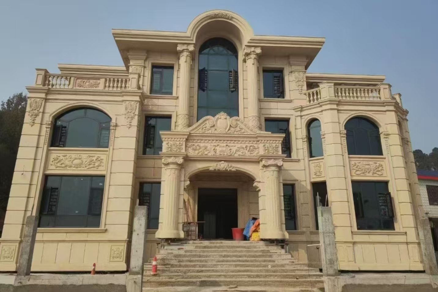 四川 黄金麻花岗岩别墅外墙干挂