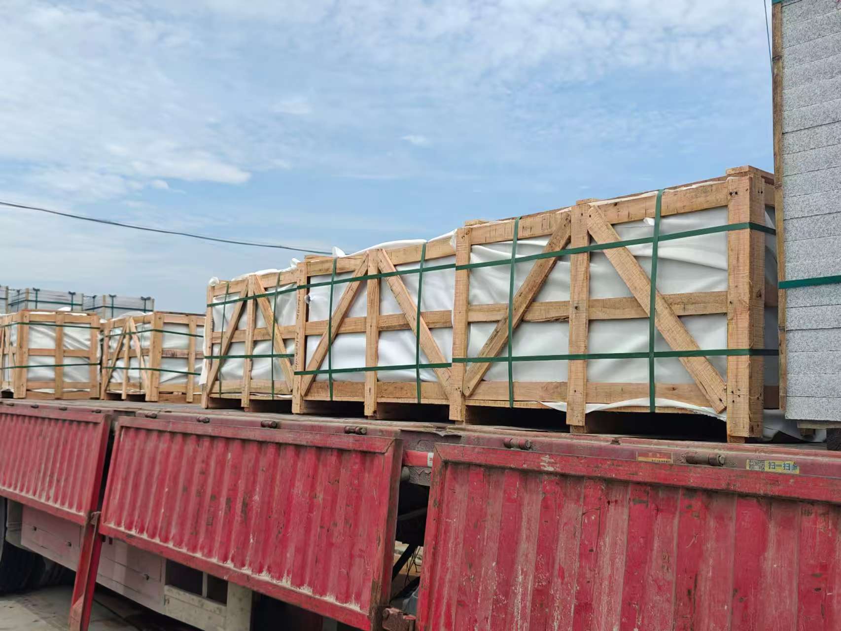 四川 芝麻白花岗岩地铺石出口专车-泰国游